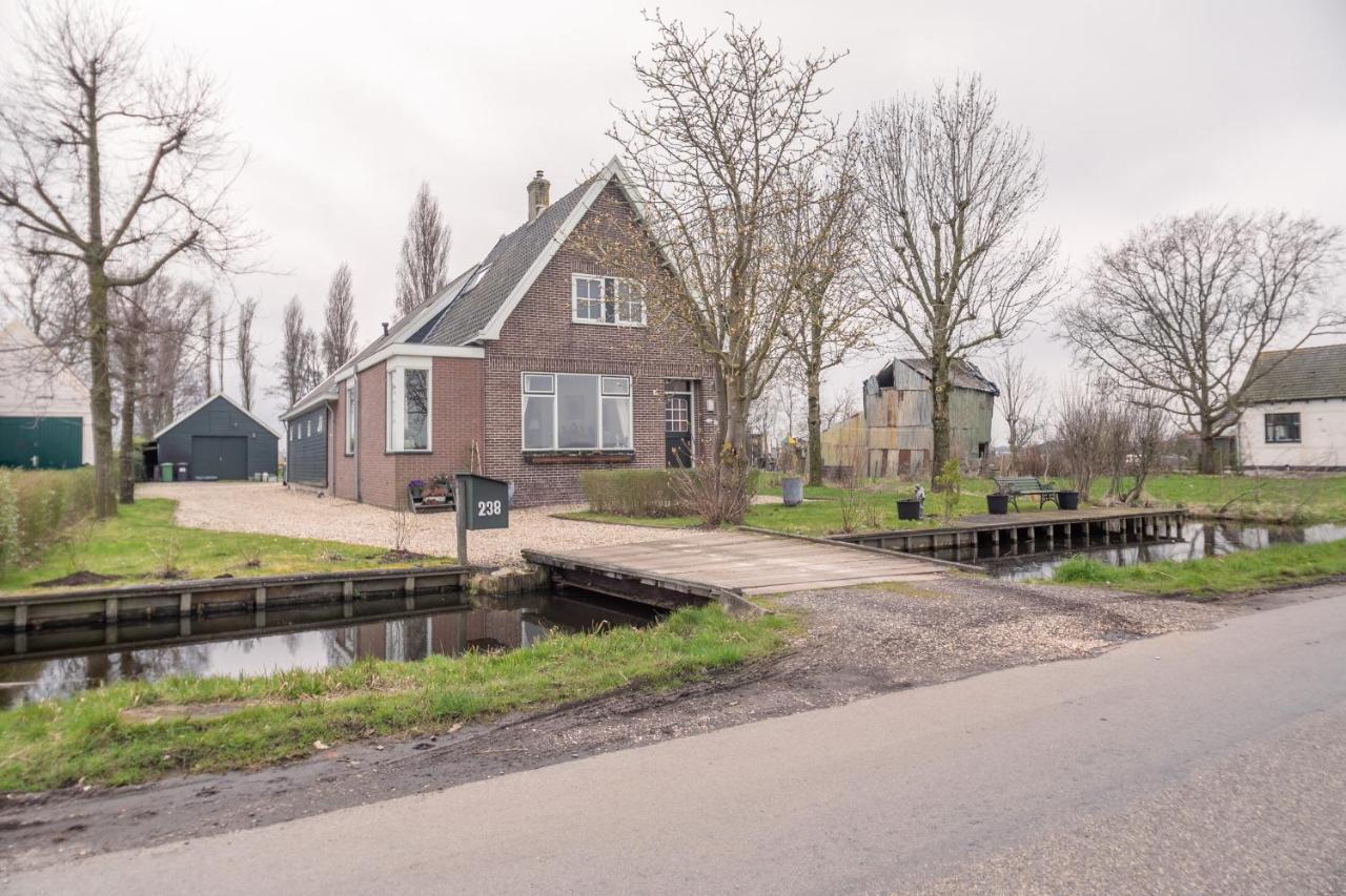 Bed and Breakfast Idyllic Farmhouse Landsmeer Exterior foto